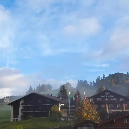 דירה Im Arvenbueel *